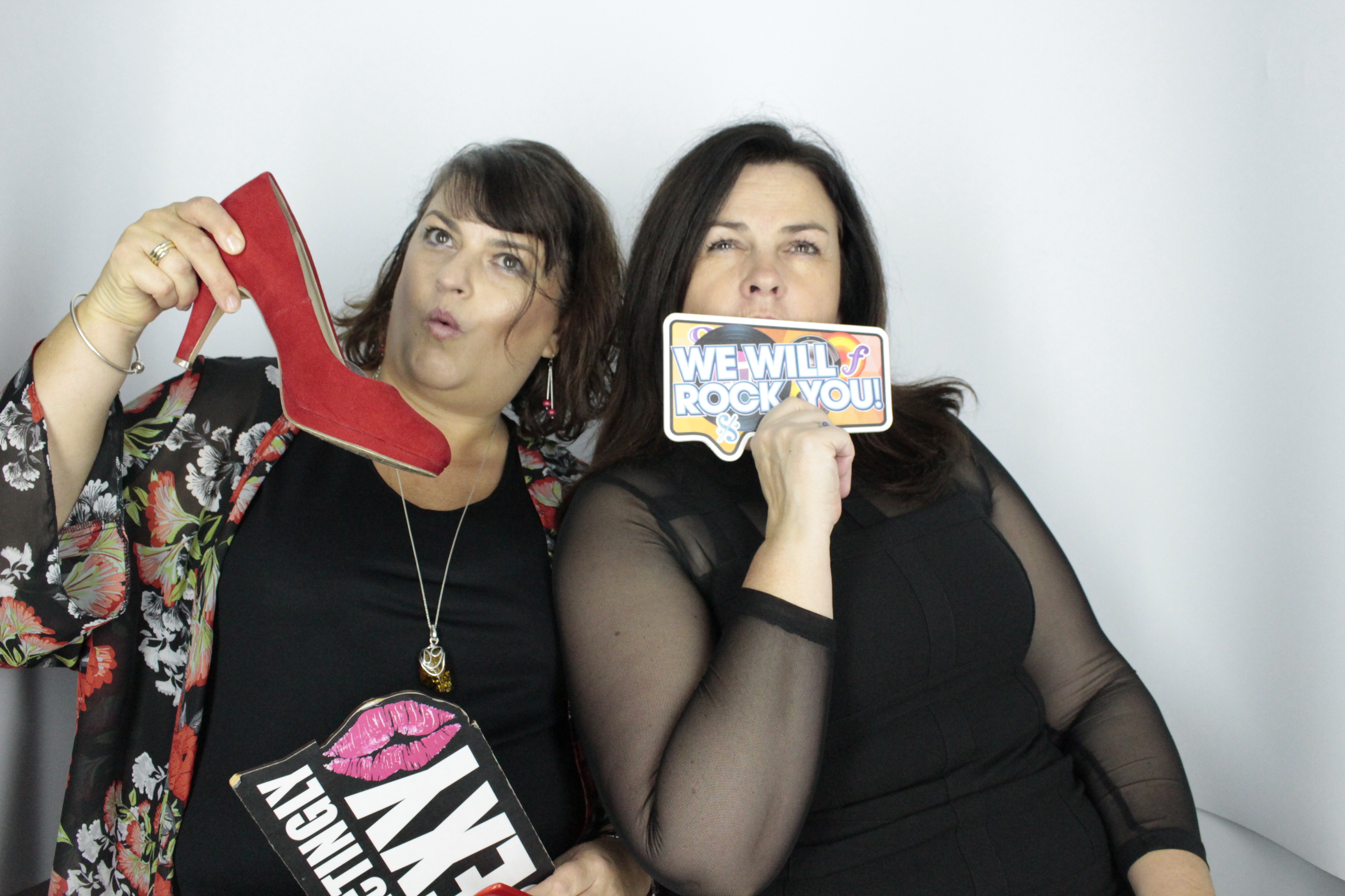 Isobel 18th Birthday Party  | View more photos from the event at gallery.myphotoboothexperience.co.uk/u/MyPhotoBoothExperienceLtd/Isobel-18th-Birthday-Party
